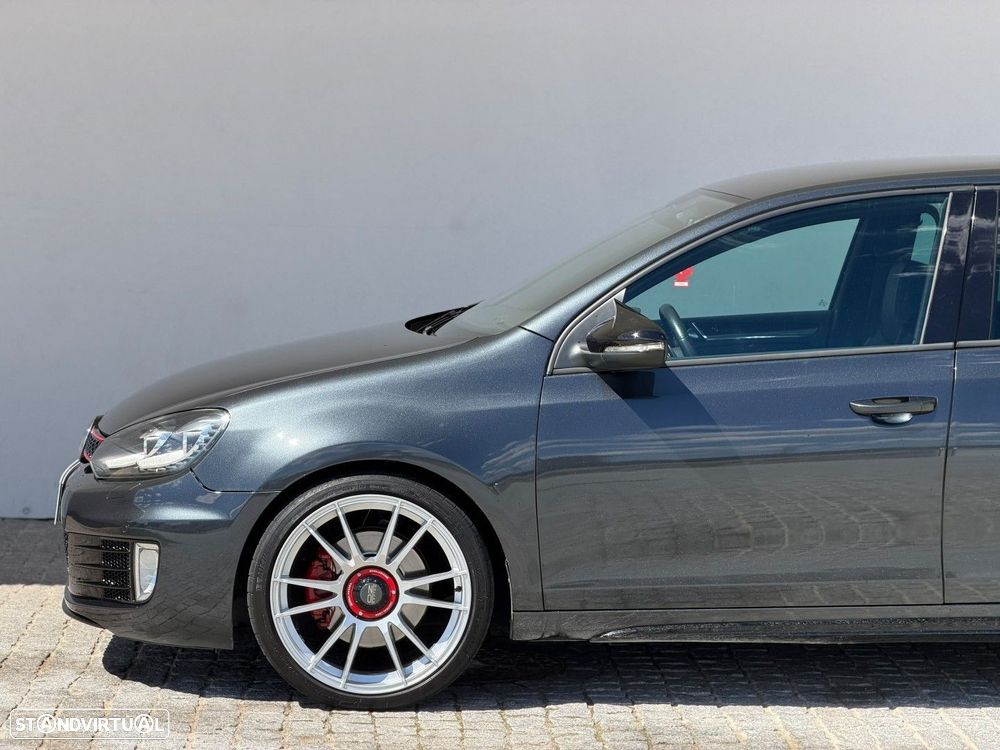VW Golf 2.0 GTI DSG - 11