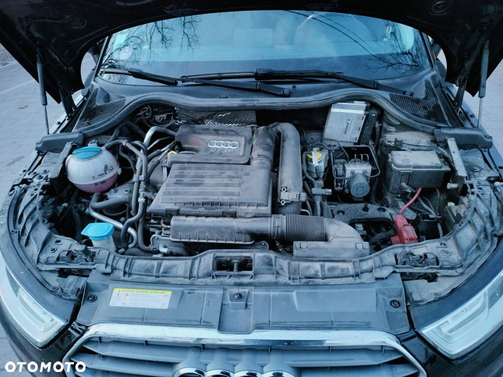 Audi A1 Sportback 1.4 TFSI S tronic - 5