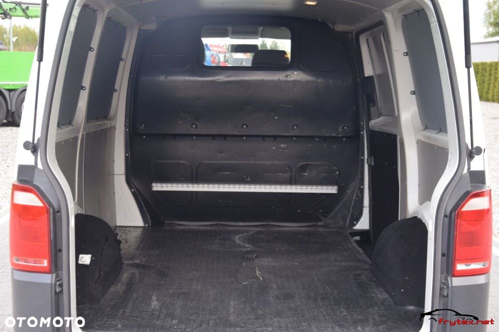 Volkswagen Transporter T6 - 15