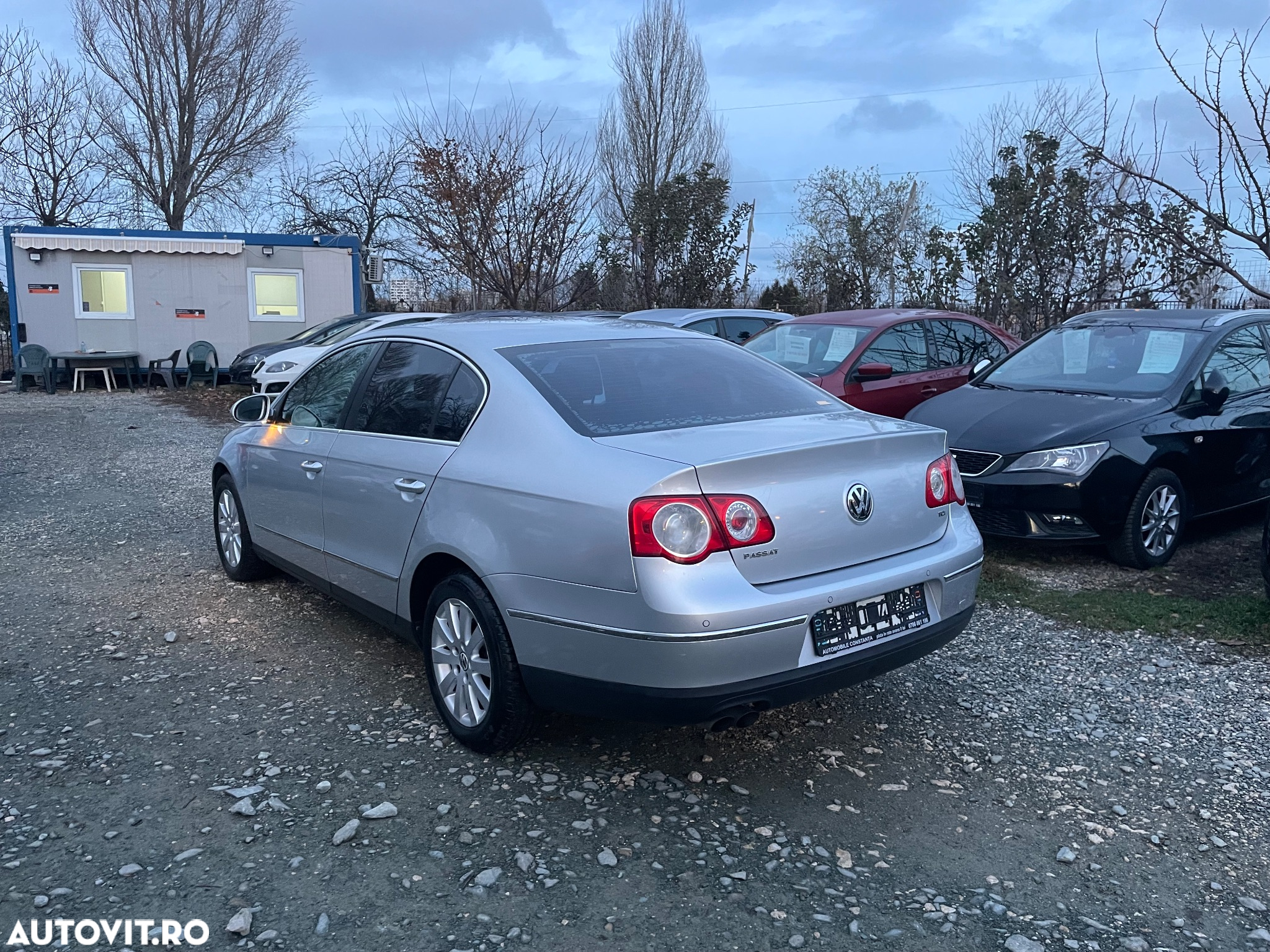Volkswagen Passat 2.0 TDI DPF Comfortline - 14