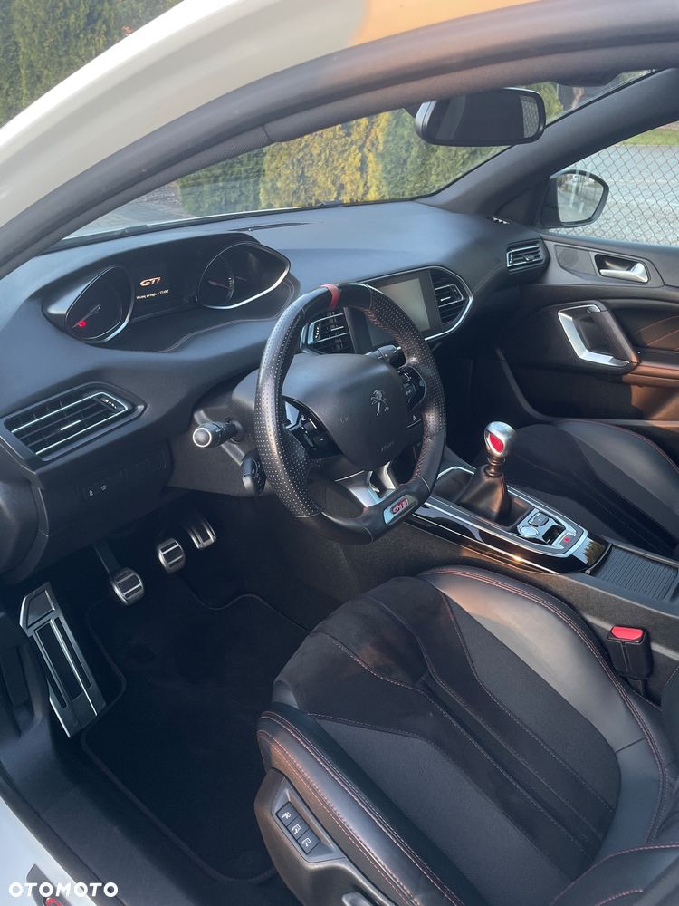 Peugeot 308 GTi by Sport - 8