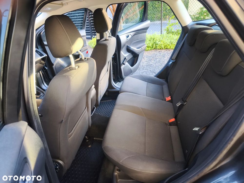 Ford Focus - 9