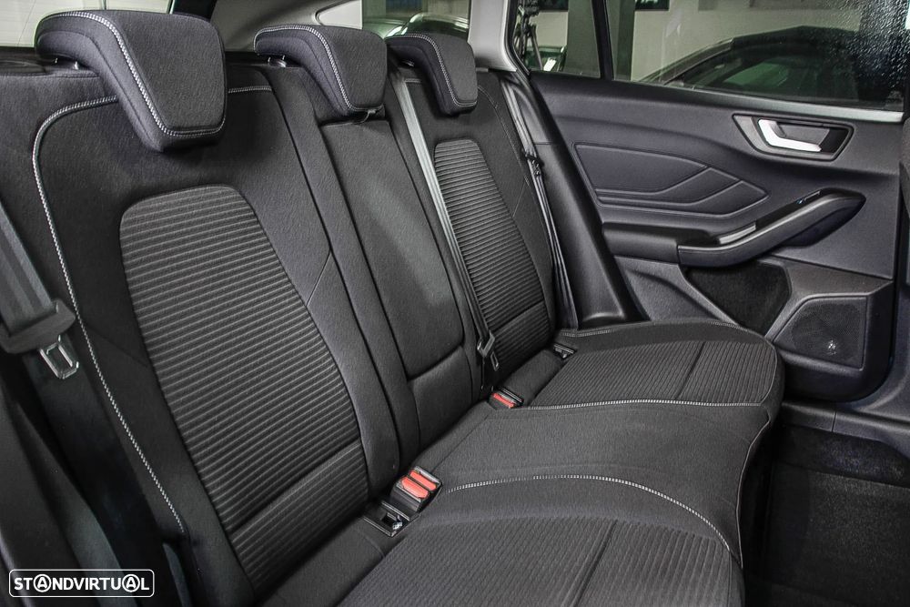 Ford Focus SW 1.5 TDCi EcoBlue Titanium - 16