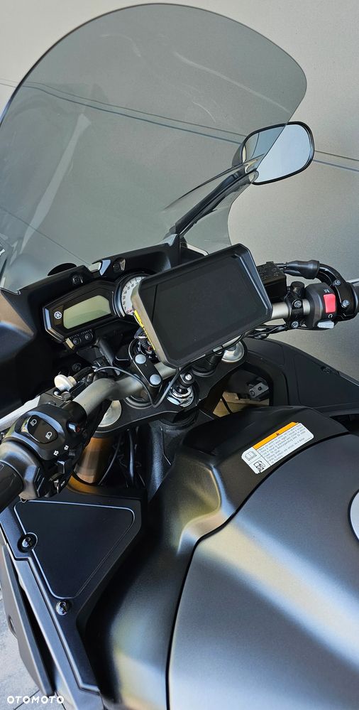Yamaha FZ8 - 13