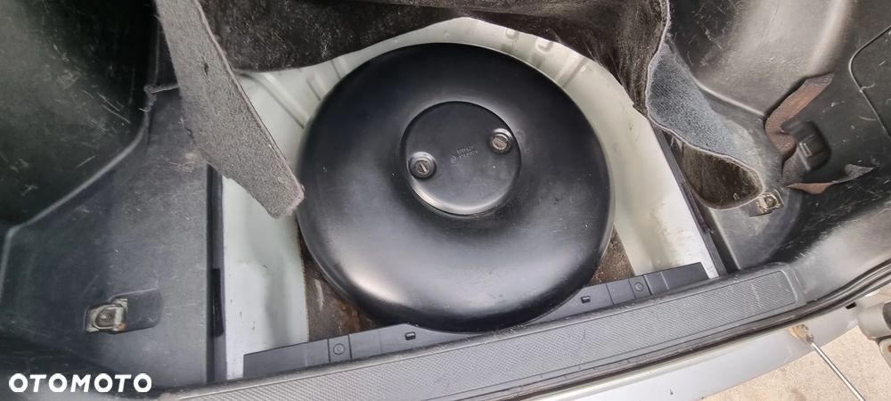 Honda CR-V 2.0i Executive - 27