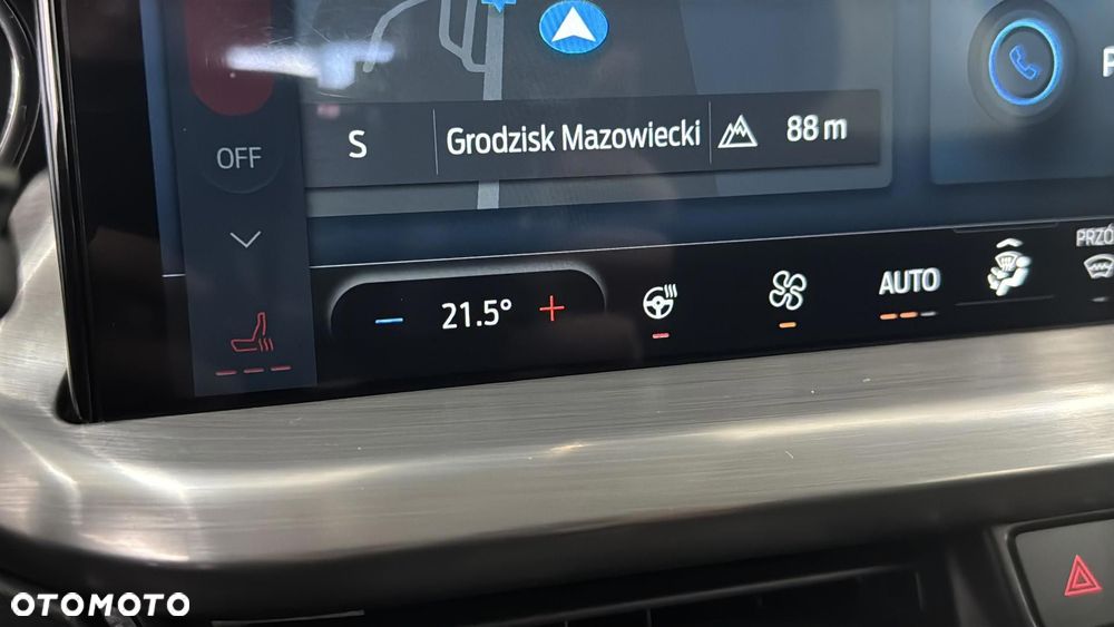 Ford Focus 1.0 EcoBoost Titanium X - 22
