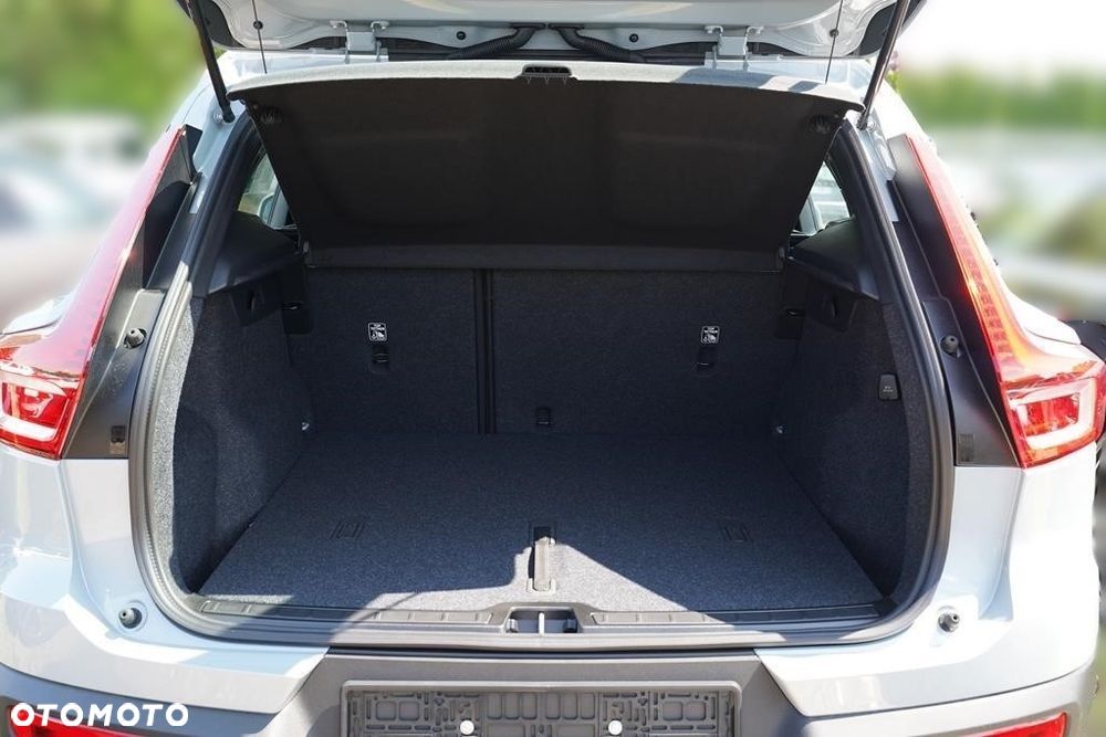 Volvo XC 40 B3 Essential - 6