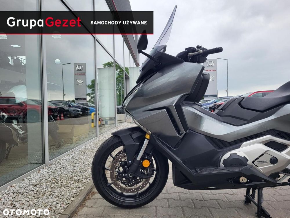 Honda NSS - 6