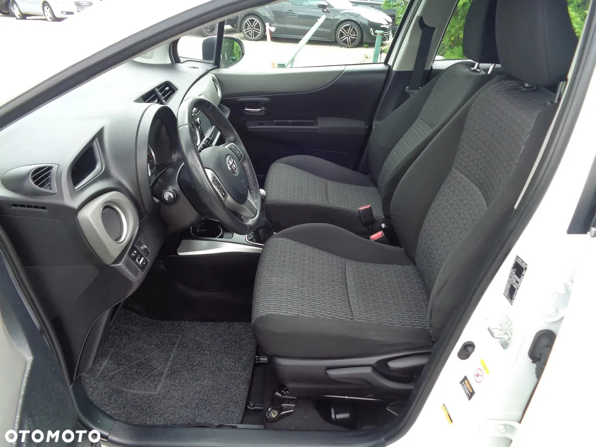 Toyota Yaris - 5