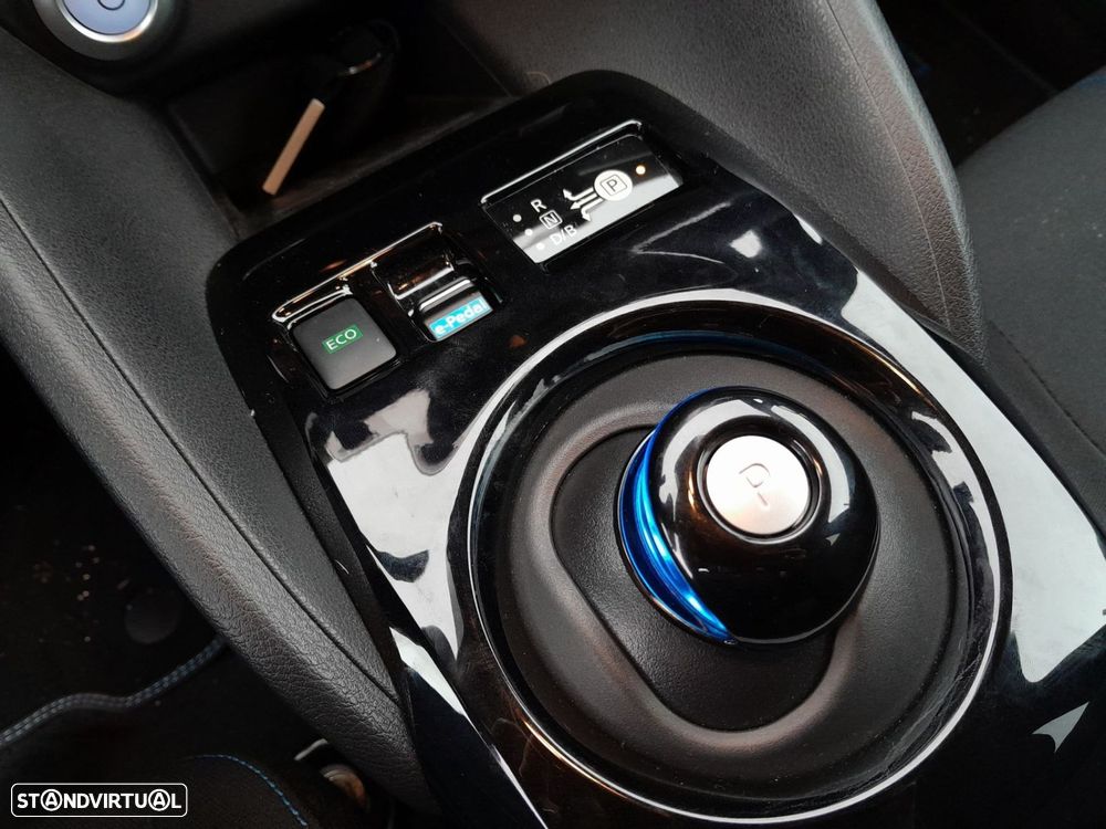 Nissan Leaf N-Connecta - 8