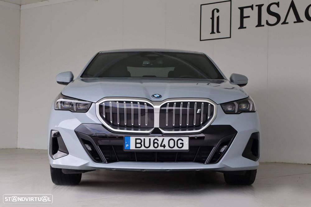 BMW i5 eDrive40 Pack Desportivo M - 3