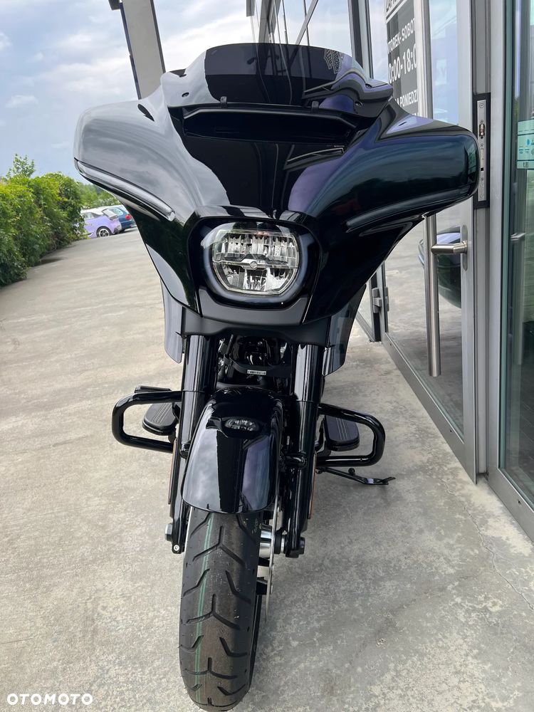 Harley-Davidson Touring Street Glide - 3