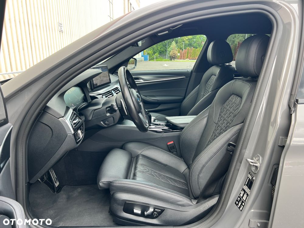 BMW Seria 5 530i xDrive M Sport sport - 13
