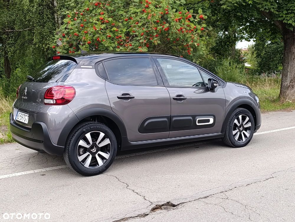 Citroën C3 1.2 PureTech Shine EAT6 - 8