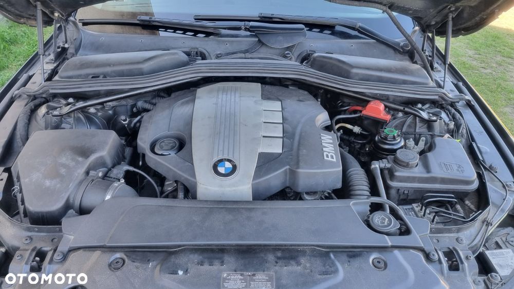 BMW Seria 5 520d - 5