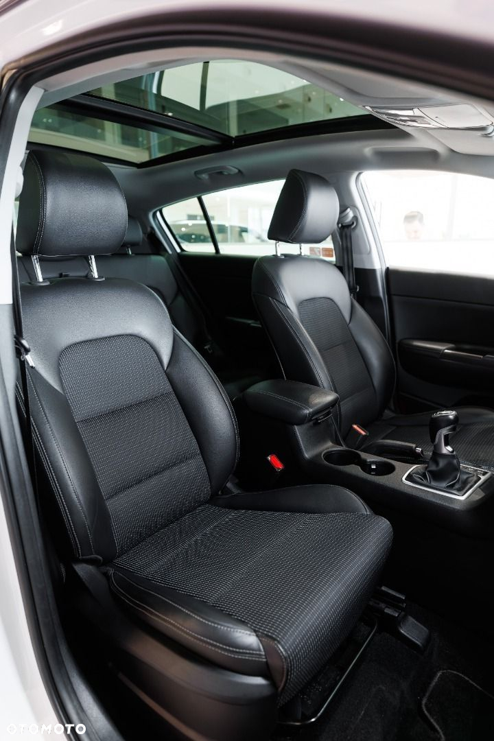Kia Sportage - 15