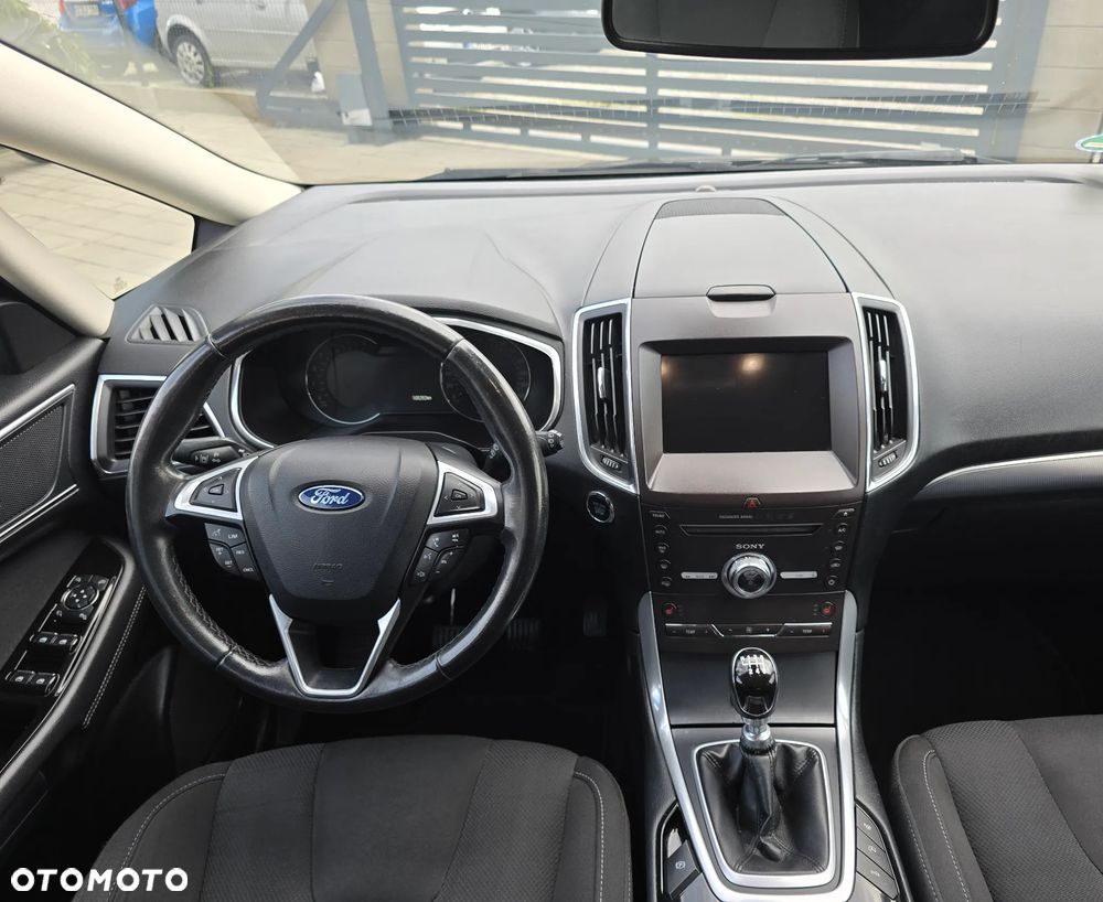 Ford S-Max 2.0 EcoBlue Titanium - 25