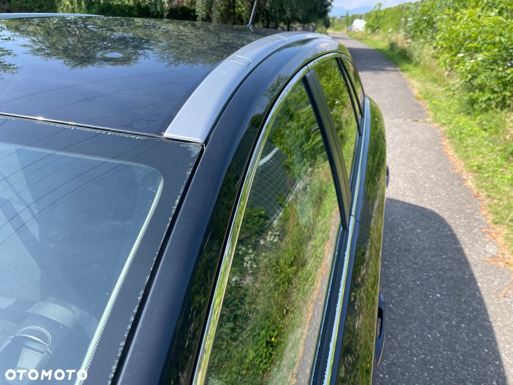 Toyota Avensis 2.2 D-4D Sol Plus NAVI - 20