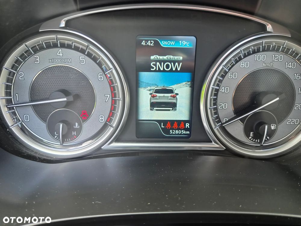 Suzuki Vitara 1.4 Boosterjet Hybrid Allgrip Comfort - 29