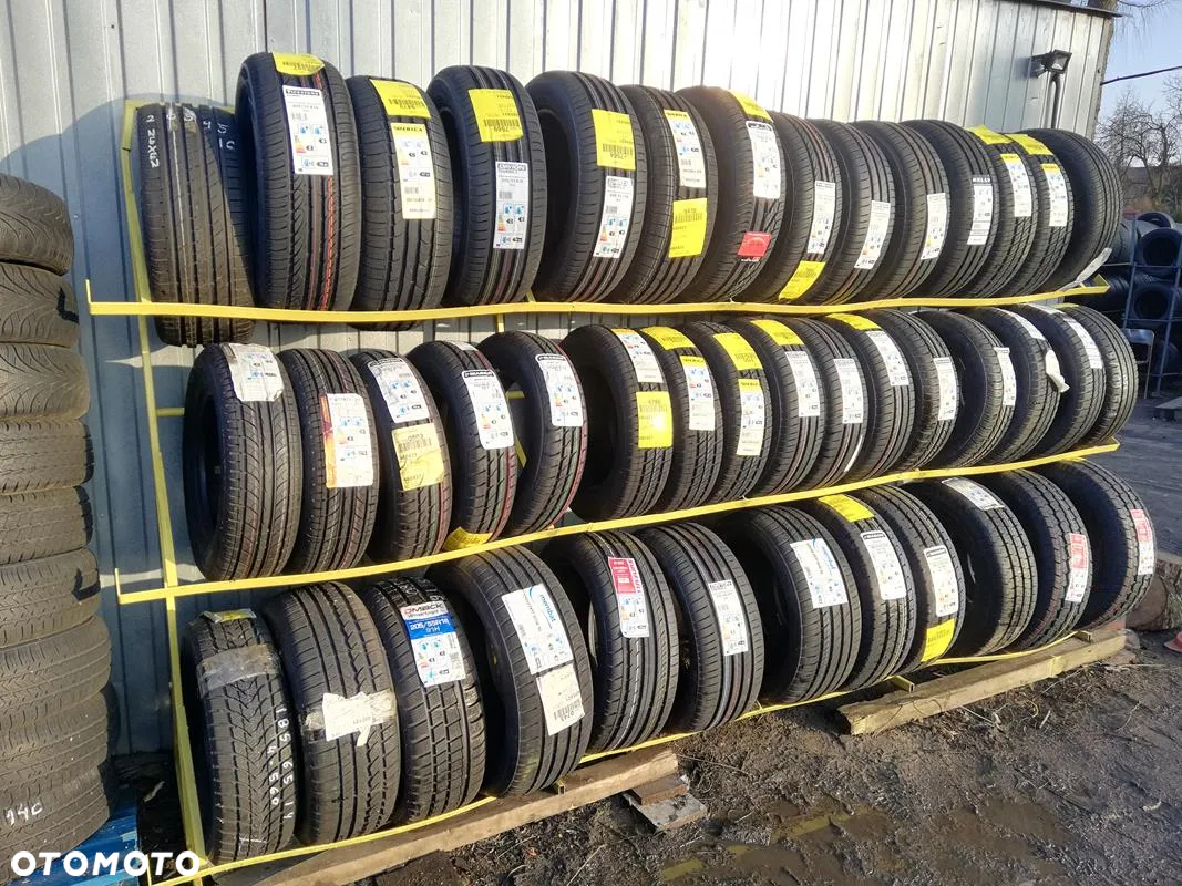 4 sztuki Opony ZIMOWE 235 50 19 GOODYEAR Ultra Grip SUV ŁADNE- 6mm Montaż Gratis! - 19