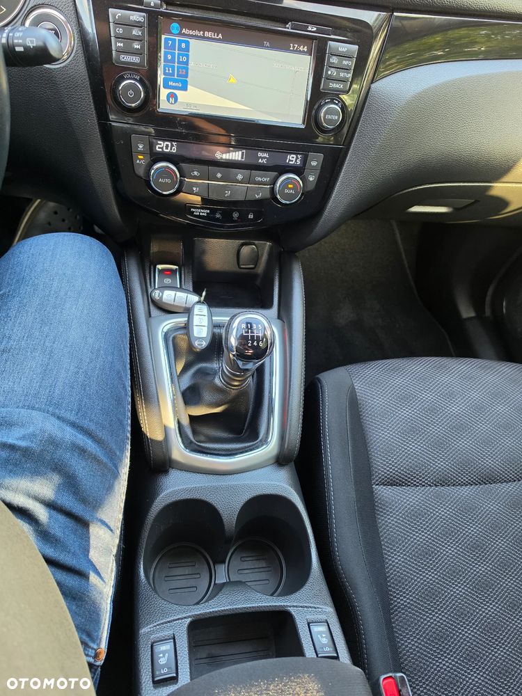 Nissan Qashqai 1.6 DIG-T 360 - 12