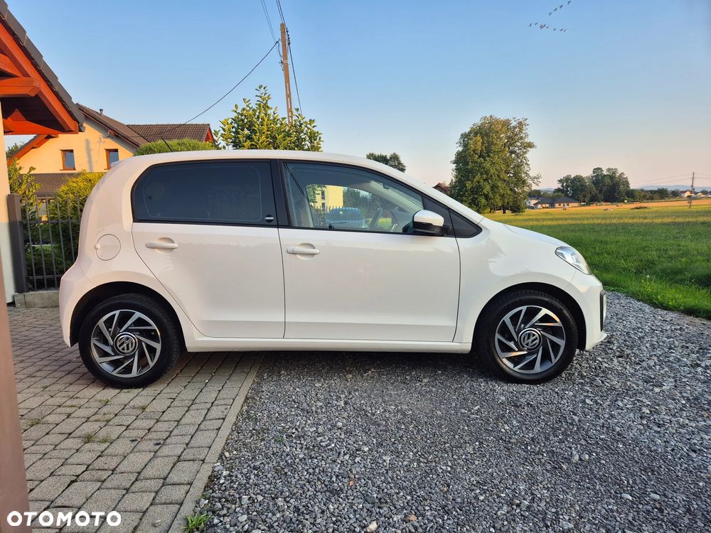 Volkswagen up! - 4