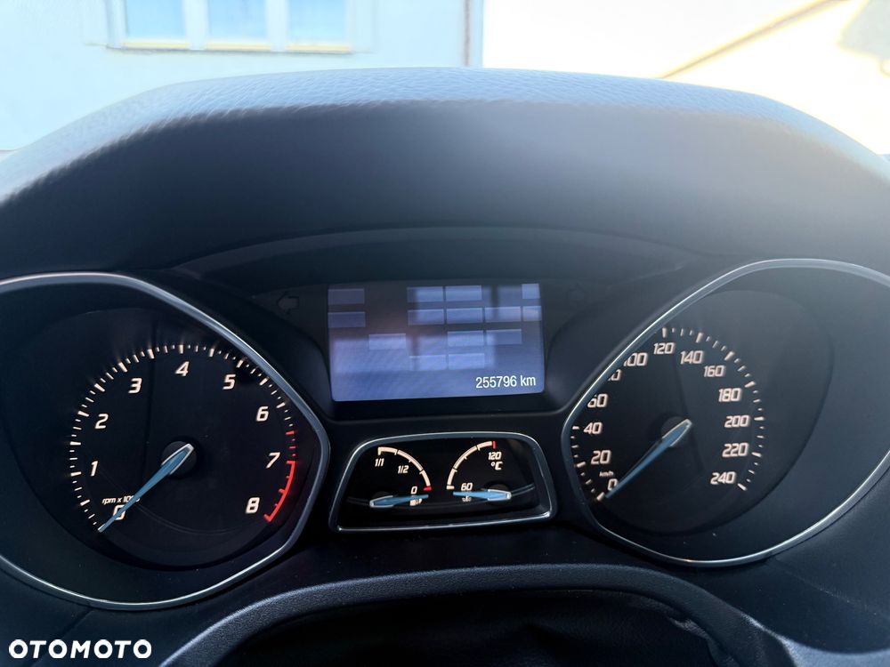 Ford Focus 1.6 EcoBoost Titanium - 13