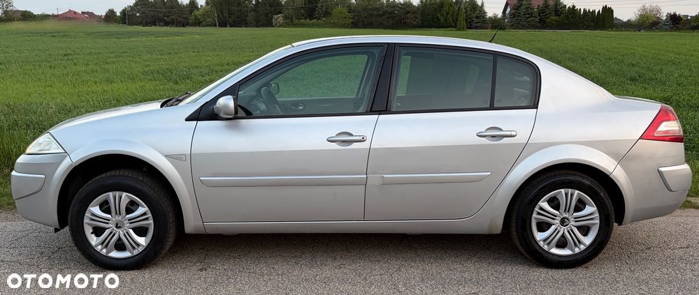 Renault Megane 1.6 Confort Privilege - 7