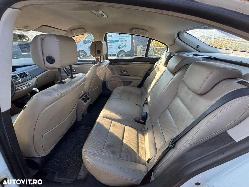 Renault Laguna 2.0dCi Dynamique - 26