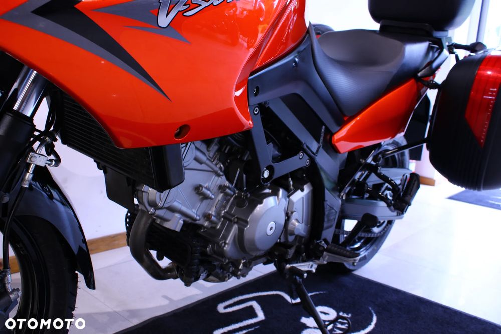 Suzuki DL - 26