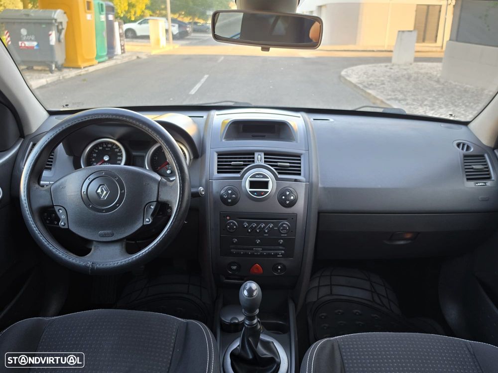 Renault Mégane Break 1.5 dCi Dynamique - 17
