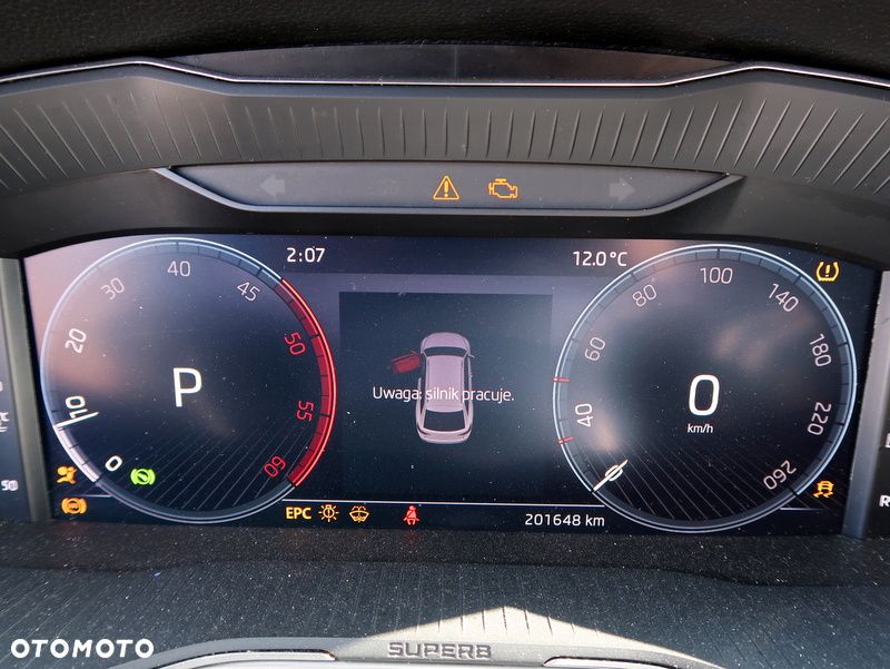 Skoda Superb 2.0 TDI SCR Ambition DSG - 14