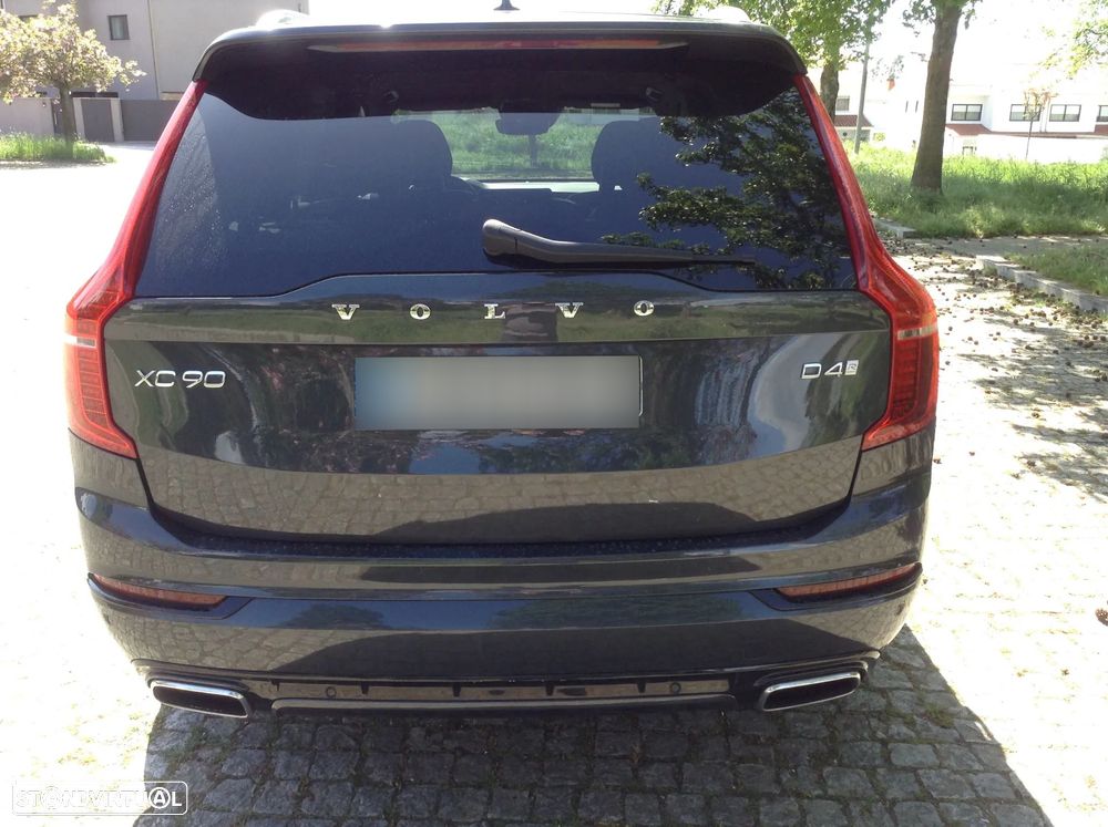 Volvo XC 90 2.0 D4 R-Design - 4