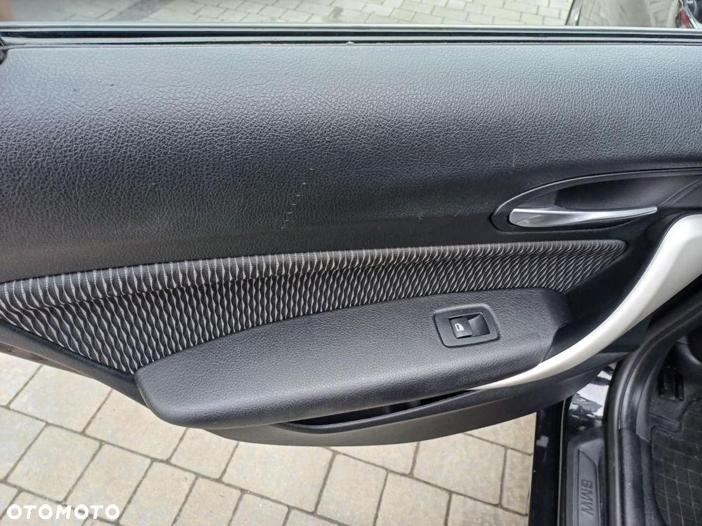 BMW Seria 1 116i - 16