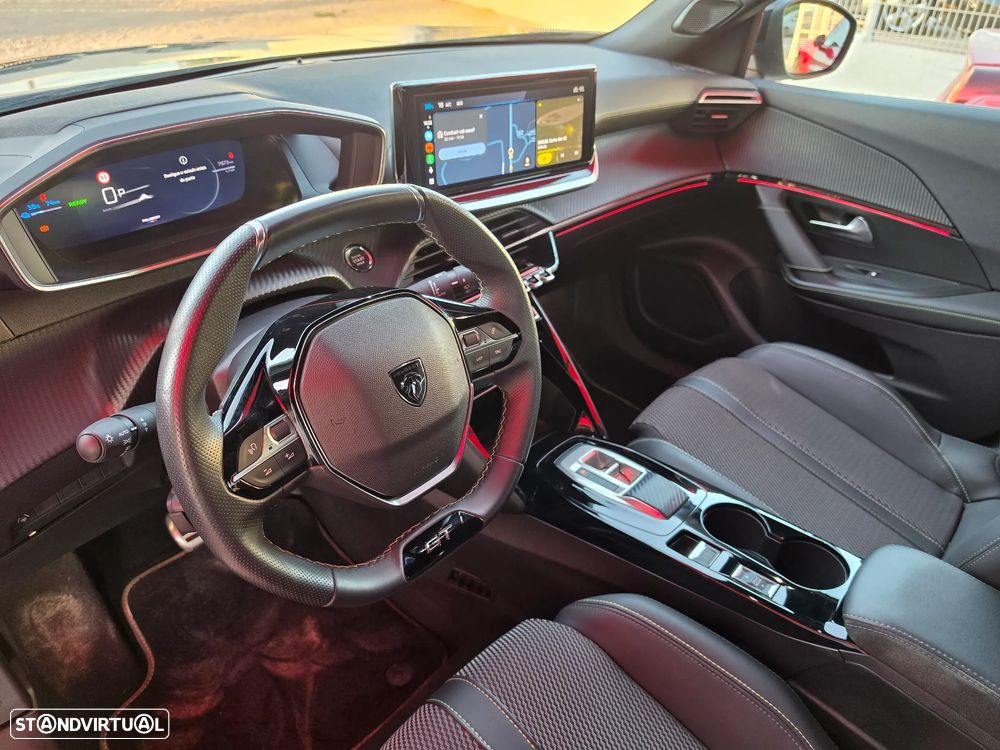 Peugeot e-2008 GT Pack - 52
