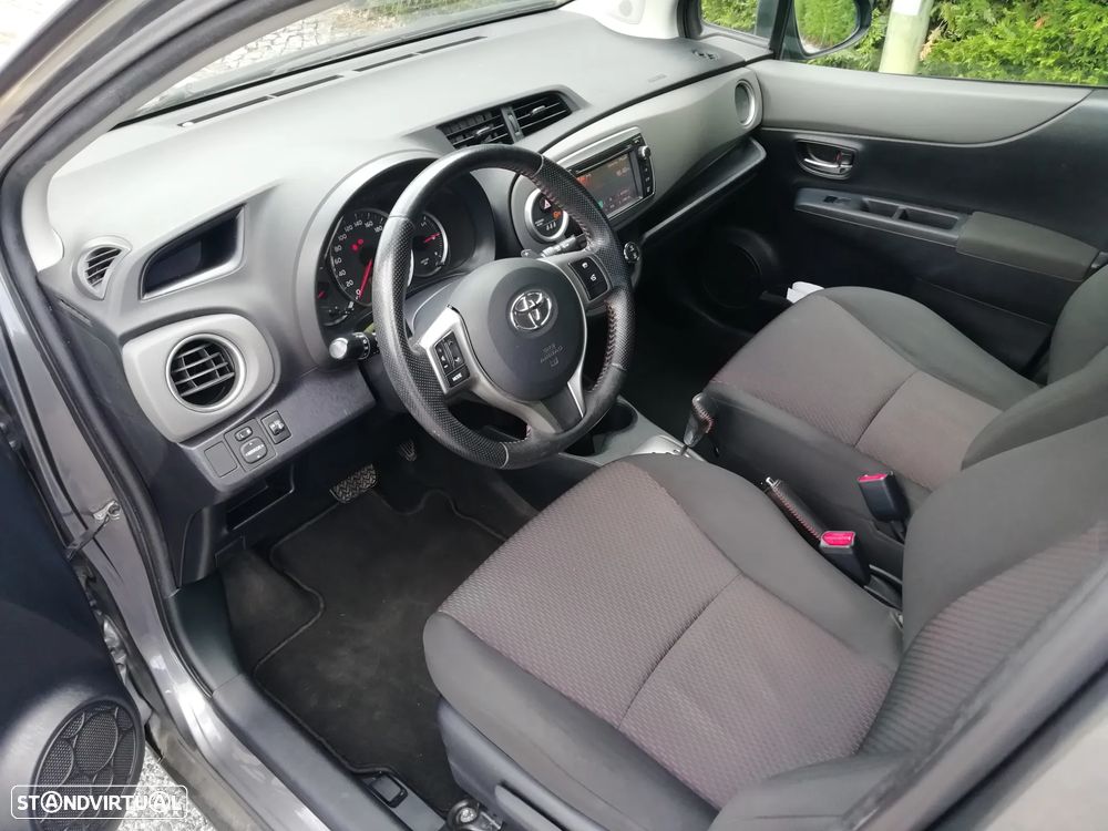 Toyota Yaris 1.4 D-4D Sport+MM+P.Techno - 5