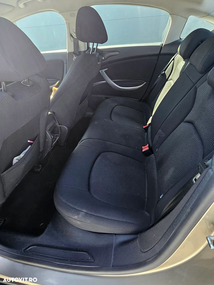 Citroën C5 1.6HDi FAP Susp M X - 8