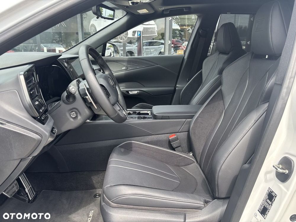 Lexus RX - 18