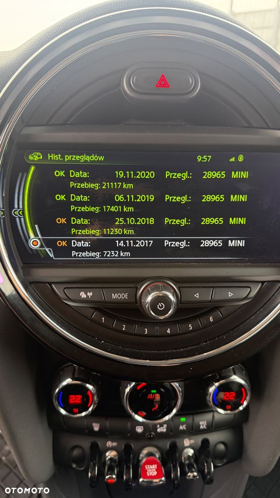 MINI Cooper Standard - 18