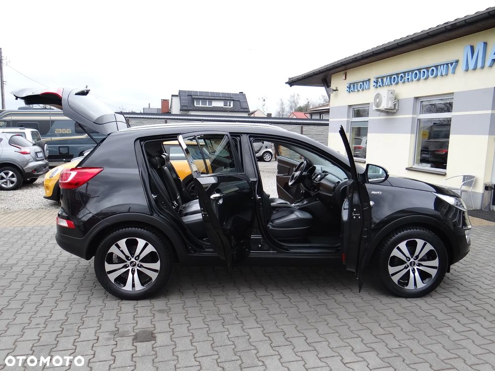 Kia Sportage 2.0 CRDI 4WD Automatik Dream-Team Edition - 14
