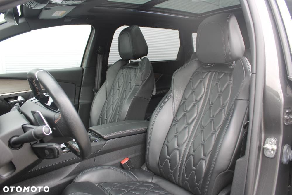 Peugeot 5008 - 10