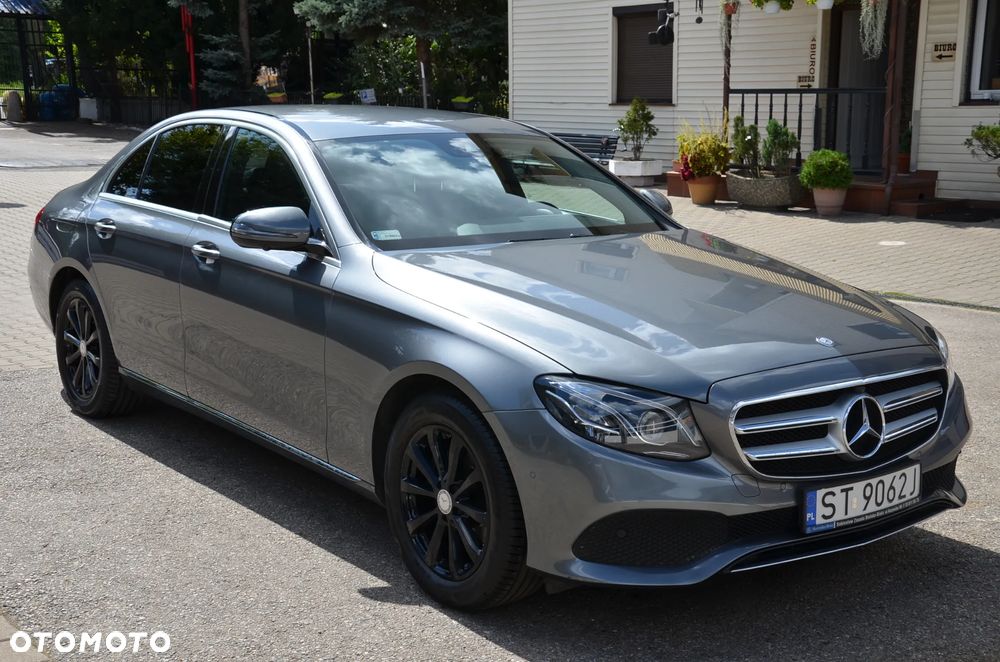 Mercedes-Benz Klasa E 220 d 9G-TRONIC - 2