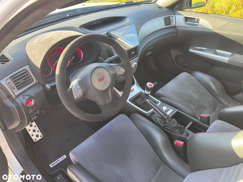 Subaru Impreza WRX STI - 12