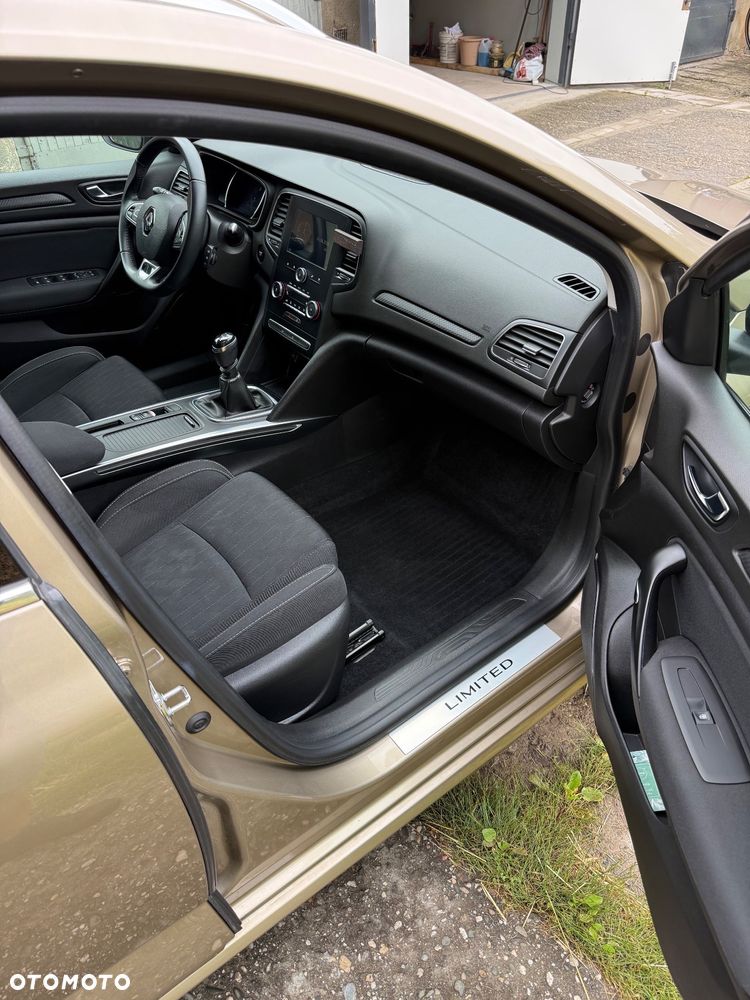 Renault Megane 1.3 TCe FAP Limited - 12