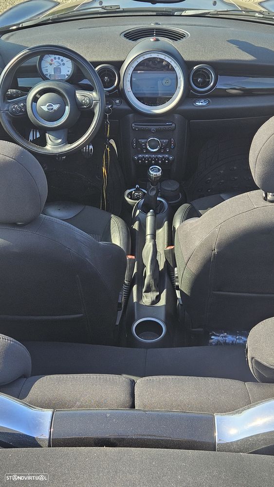 MINI Cabrio Cooper D - 6