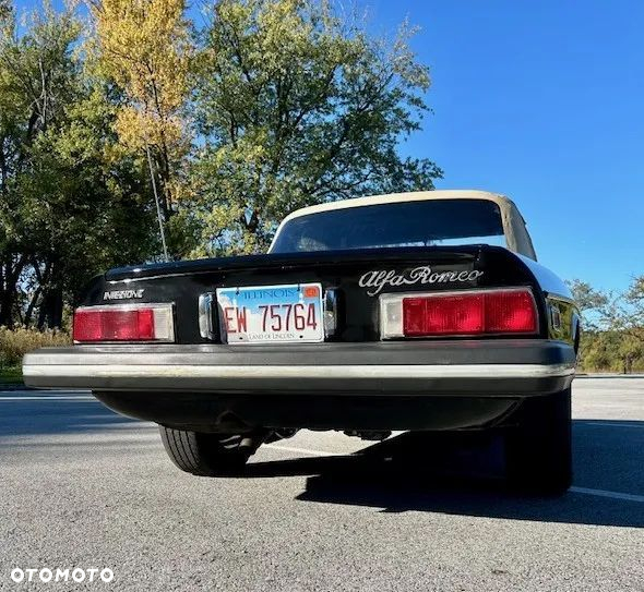 Alfa Romeo Spider 2.0 - 8