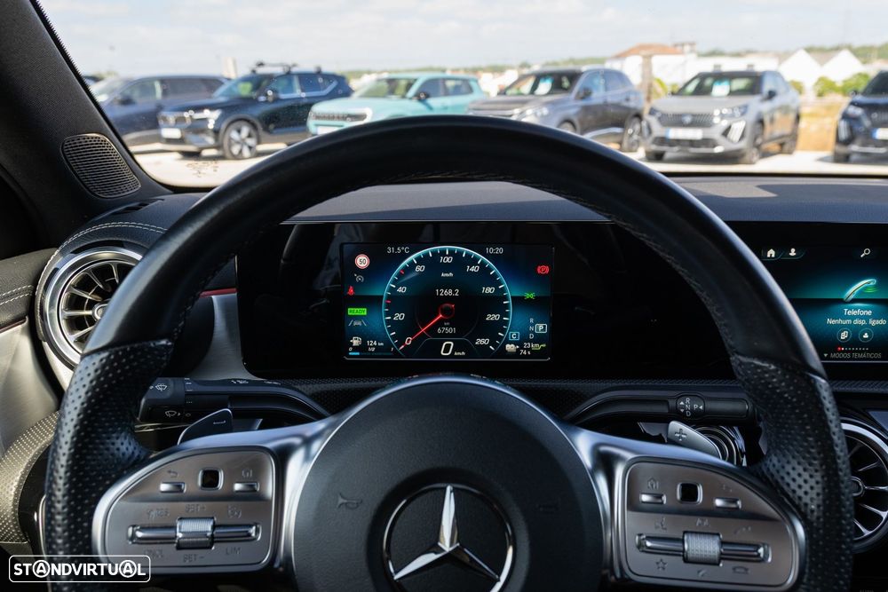 Mercedes-Benz A 250 Limousine e 8G-DCT AMG Line - 18
