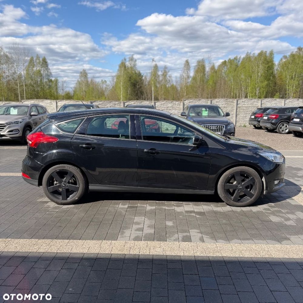 Ford Focus - 13