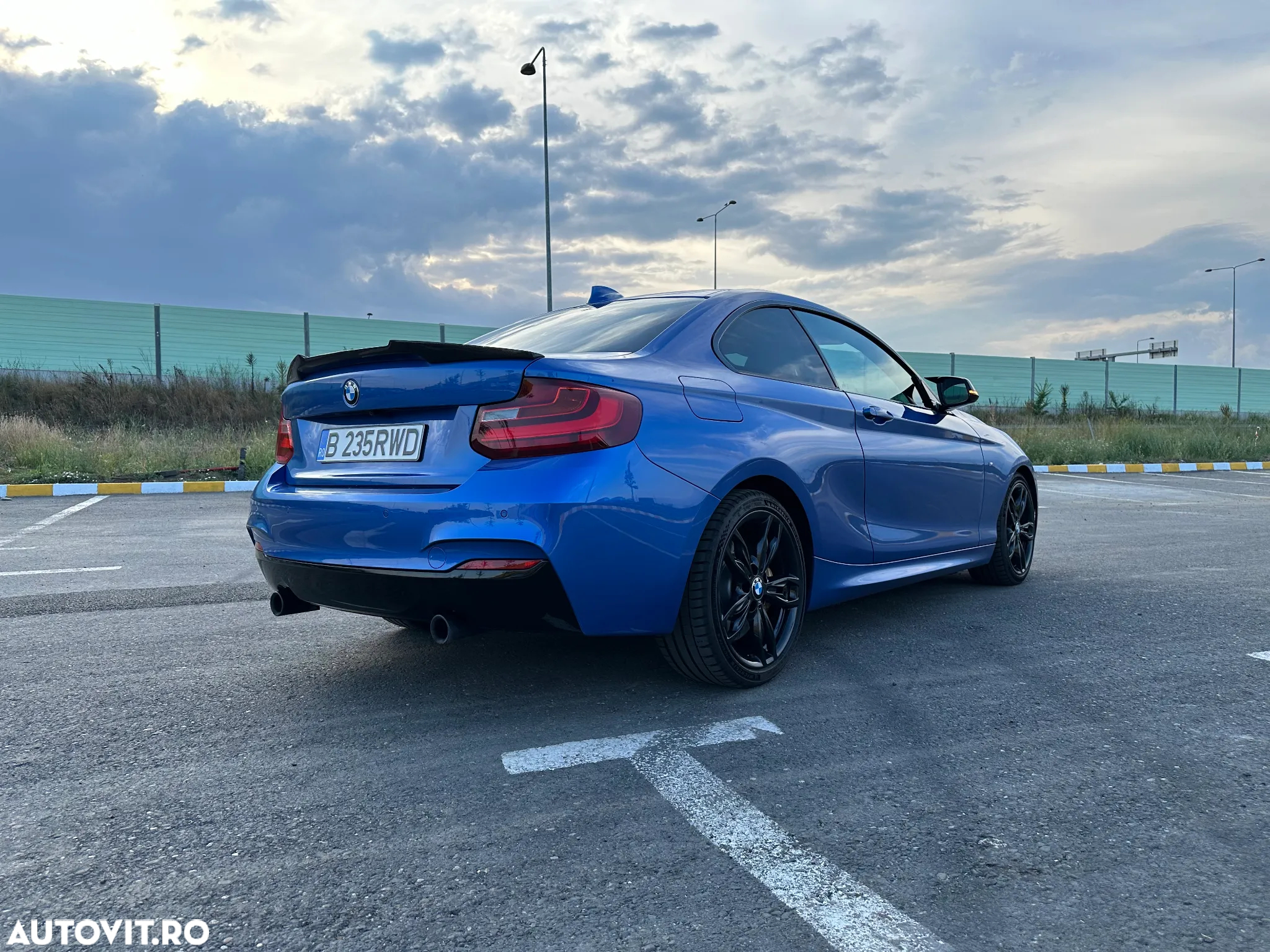 BMW M2 M235i xDrive AT - 6