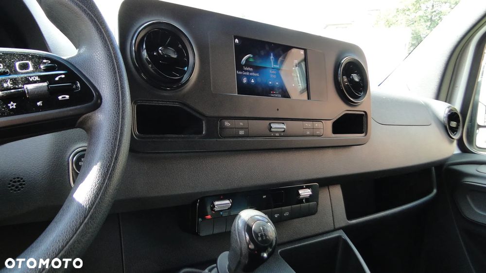 Mercedes-Benz SPRINTER - 14